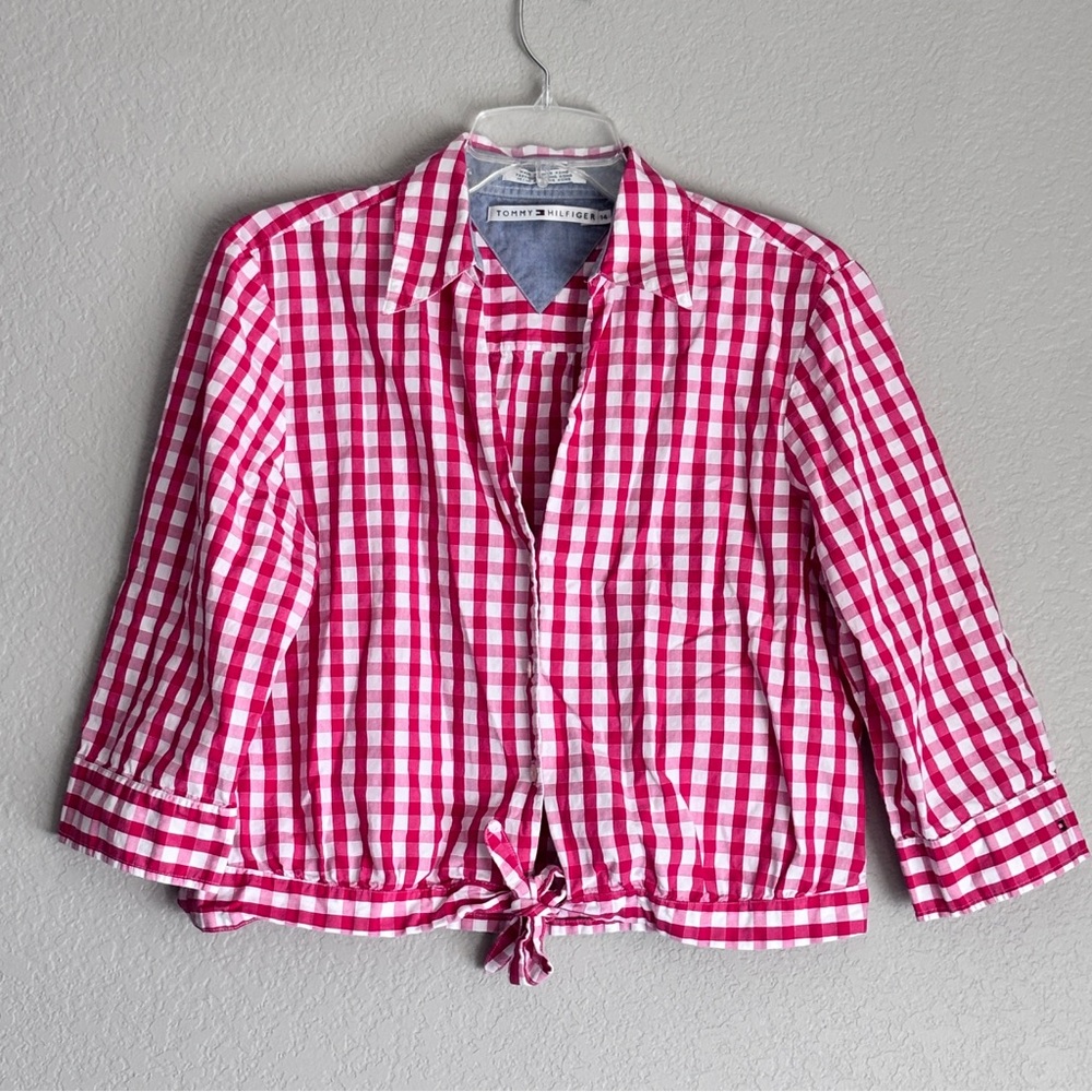 Y2K Tommy Hilfiger Red and White Gingham cropped length women’s v-neck Shirt 14